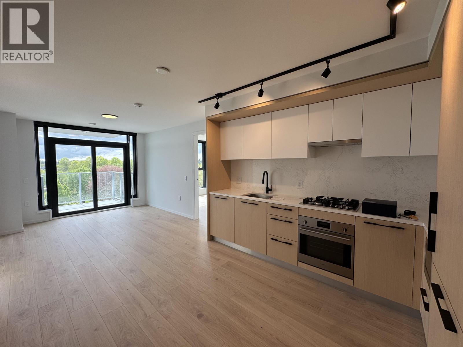 602 2729 Kingsway, Vancouver, British Columbia  V5R 4S9 - Photo 3 - R3116385