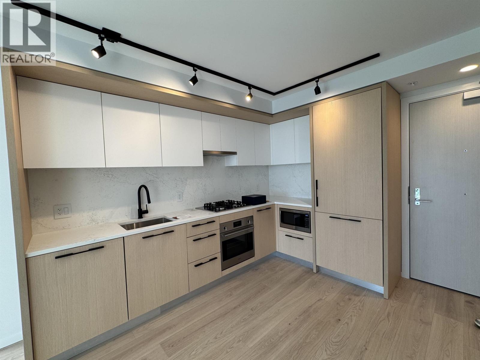 602 2729 Kingsway, Vancouver, British Columbia  V5R 4S9 - Photo 2 - R3116385