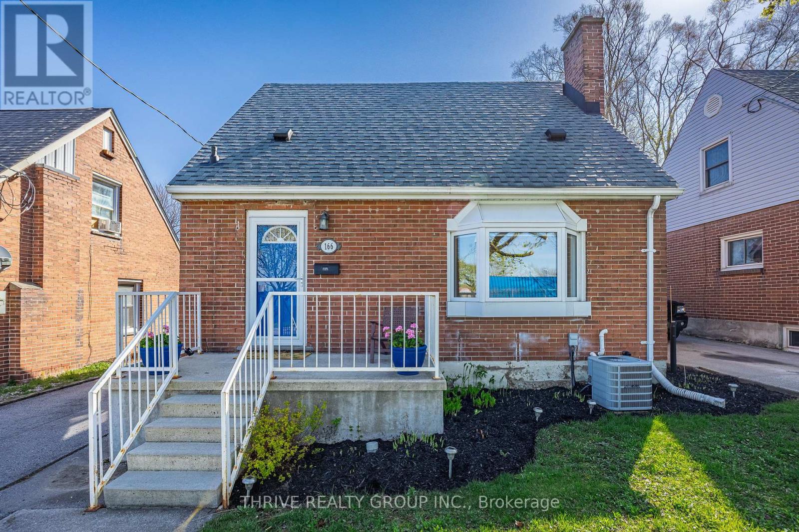 166 ASHLAND AVENUE, London East, Ontario