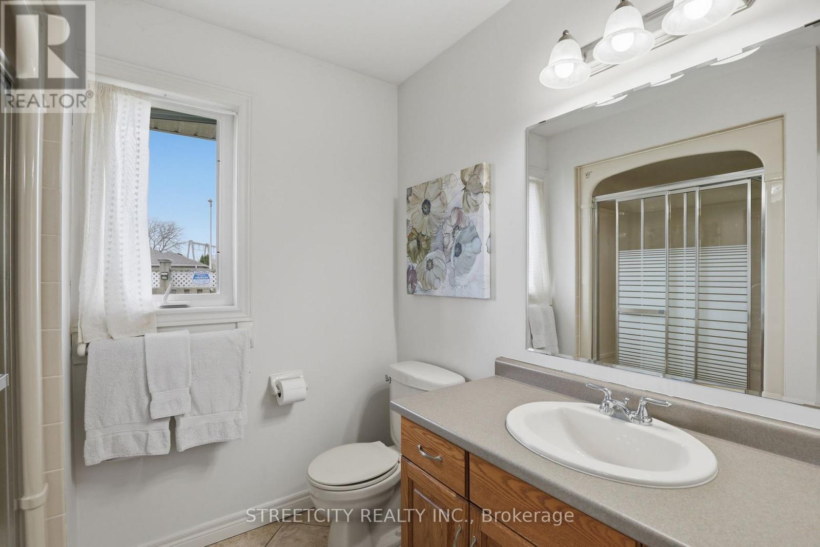 241 Canadore Court, Sarnia, Ontario  N7S 6A2 - Photo 17 - X13057722