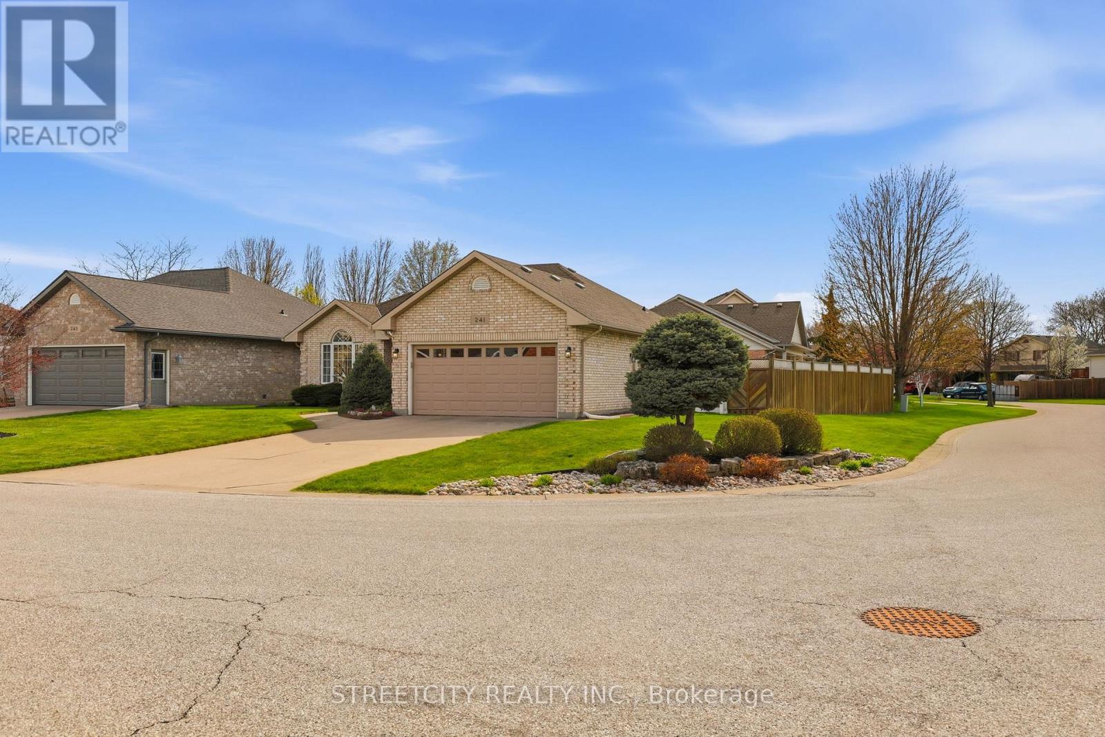 241 Canadore Court, Sarnia, Ontario  N7S 6A2 - Photo 38 - X13057722