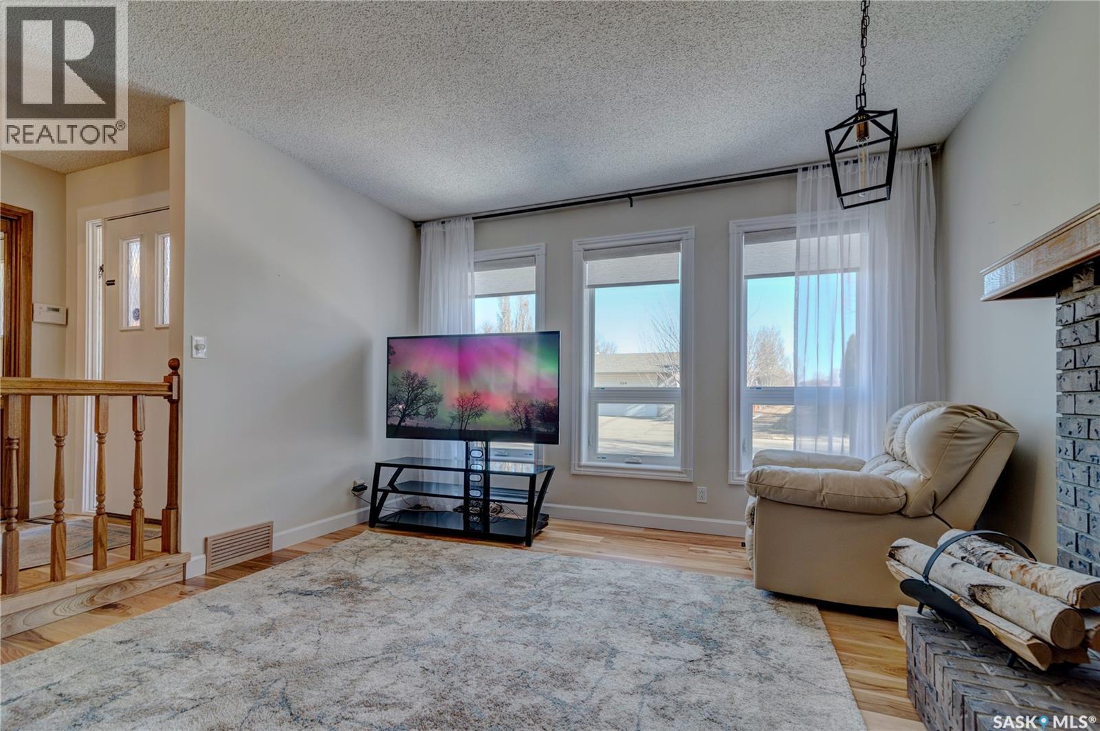 291 Williston Drive, Regina, Saskatchewan  S4X 2C5 - Photo 5 - SK034153