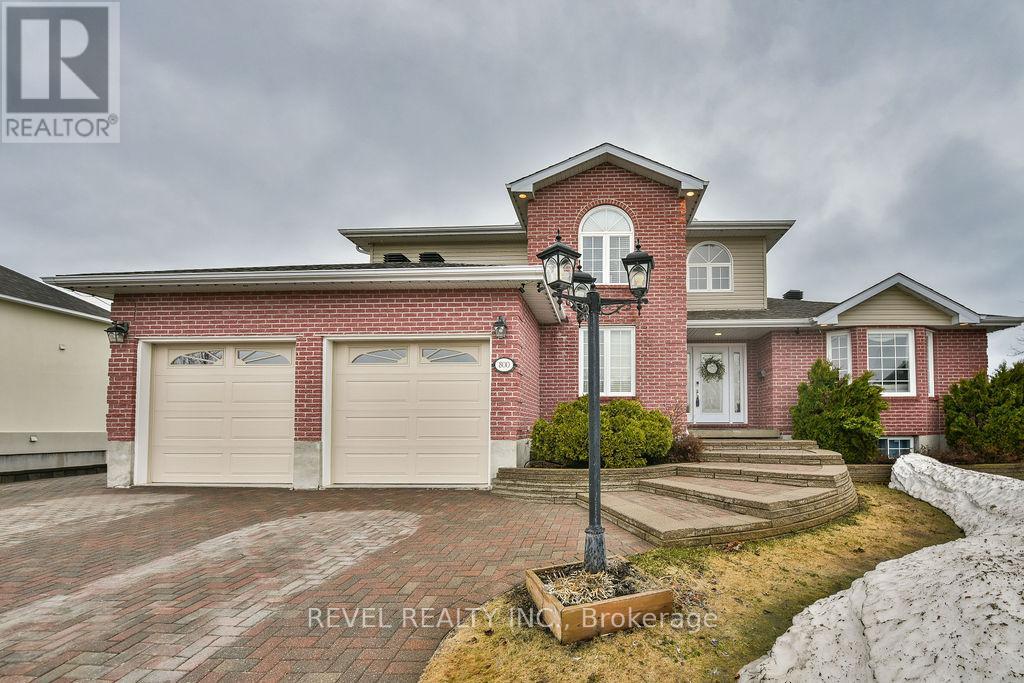 800 LAVIGNE BOULEVARD, Timmins, Ontario