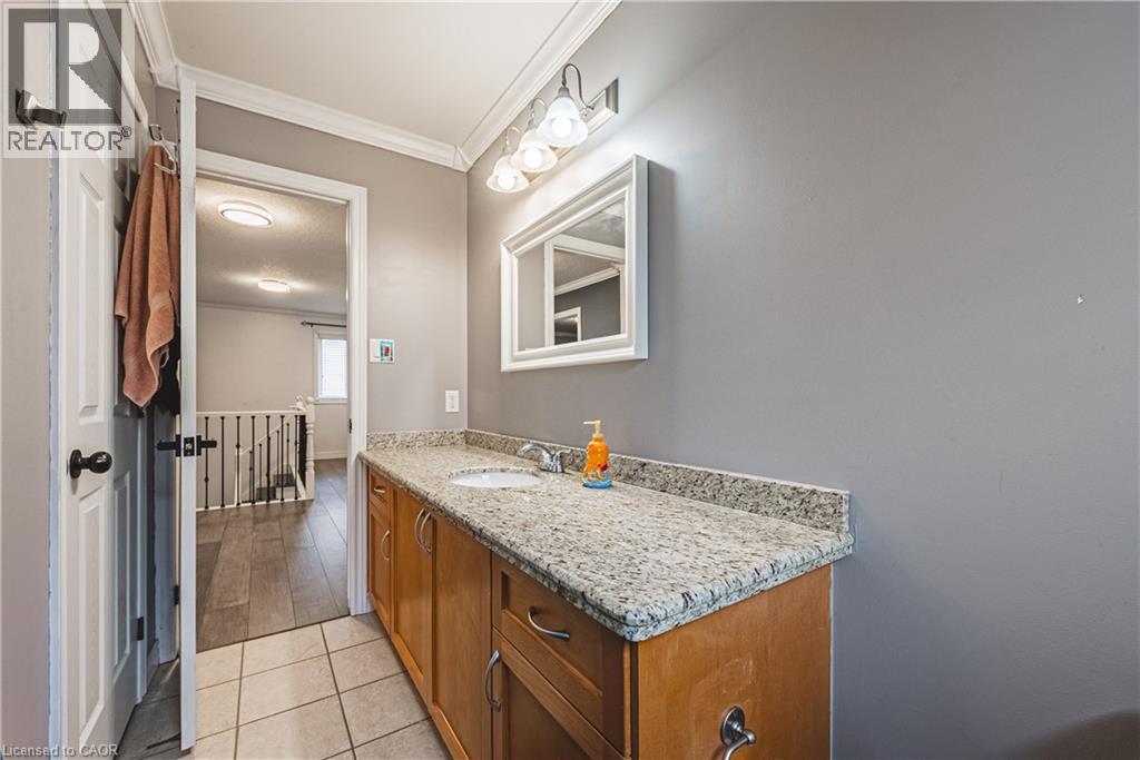 6 Second Road W, Hamilton, Ontario  L8J 2R8 - Photo 25 - 40805801