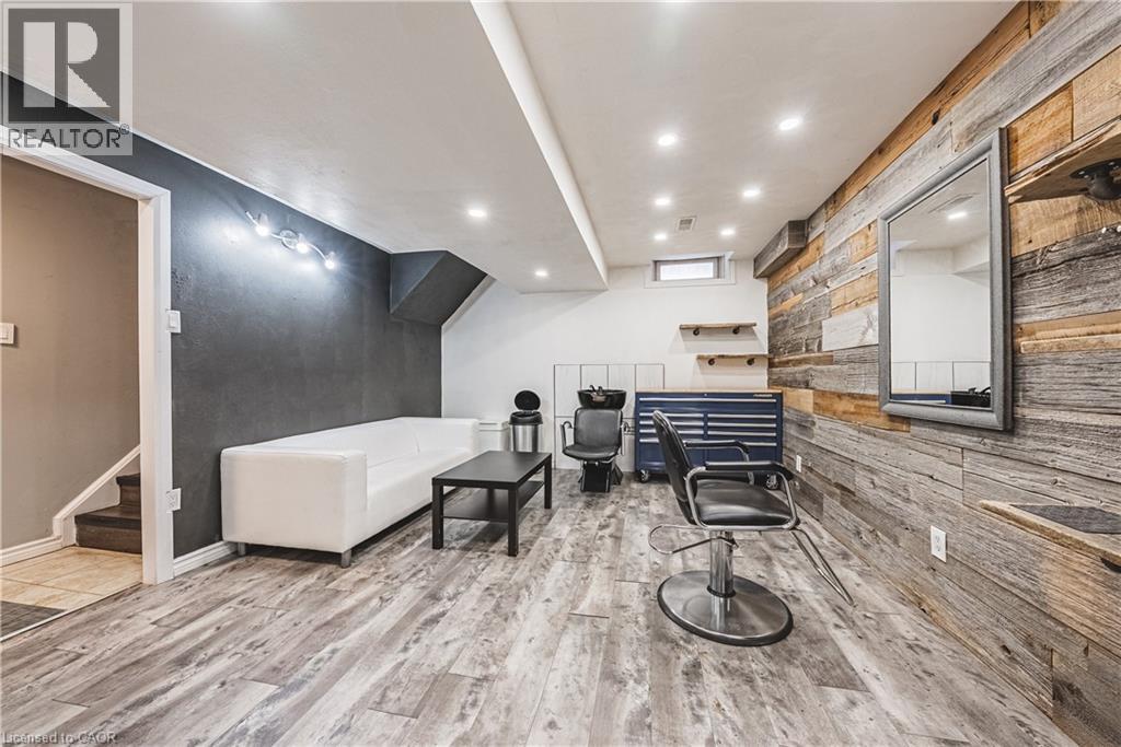 6 Second Road W, Hamilton, Ontario  L8J 2R8 - Photo 39 - 40805801