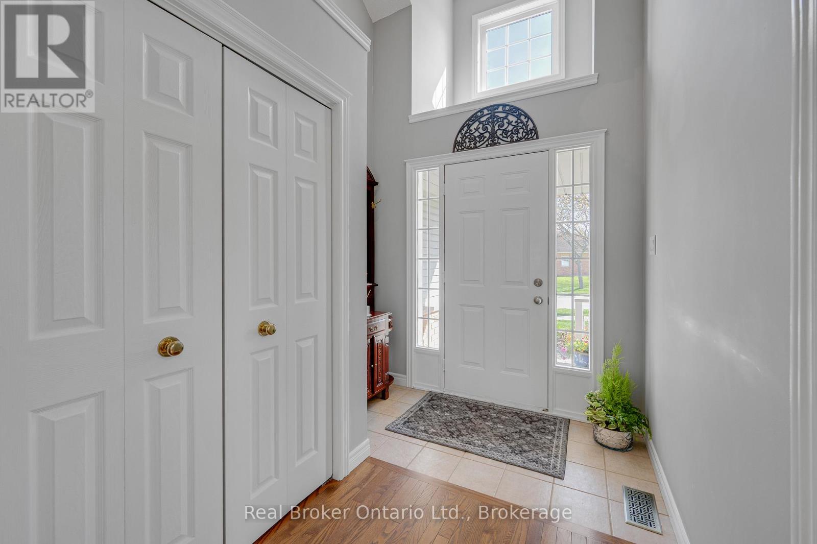 34 Margaret Avenue, Grimsby, Ontario  L3M 5L4 - Photo 7 - X13057658