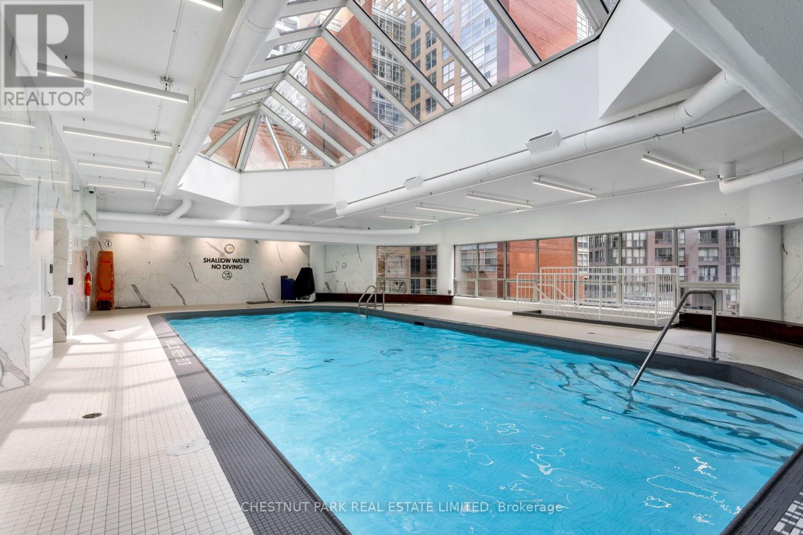 1408 - 1001 Bay Street, Toronto, Ontario  M5S 3A6 - Photo 25 - C13023706