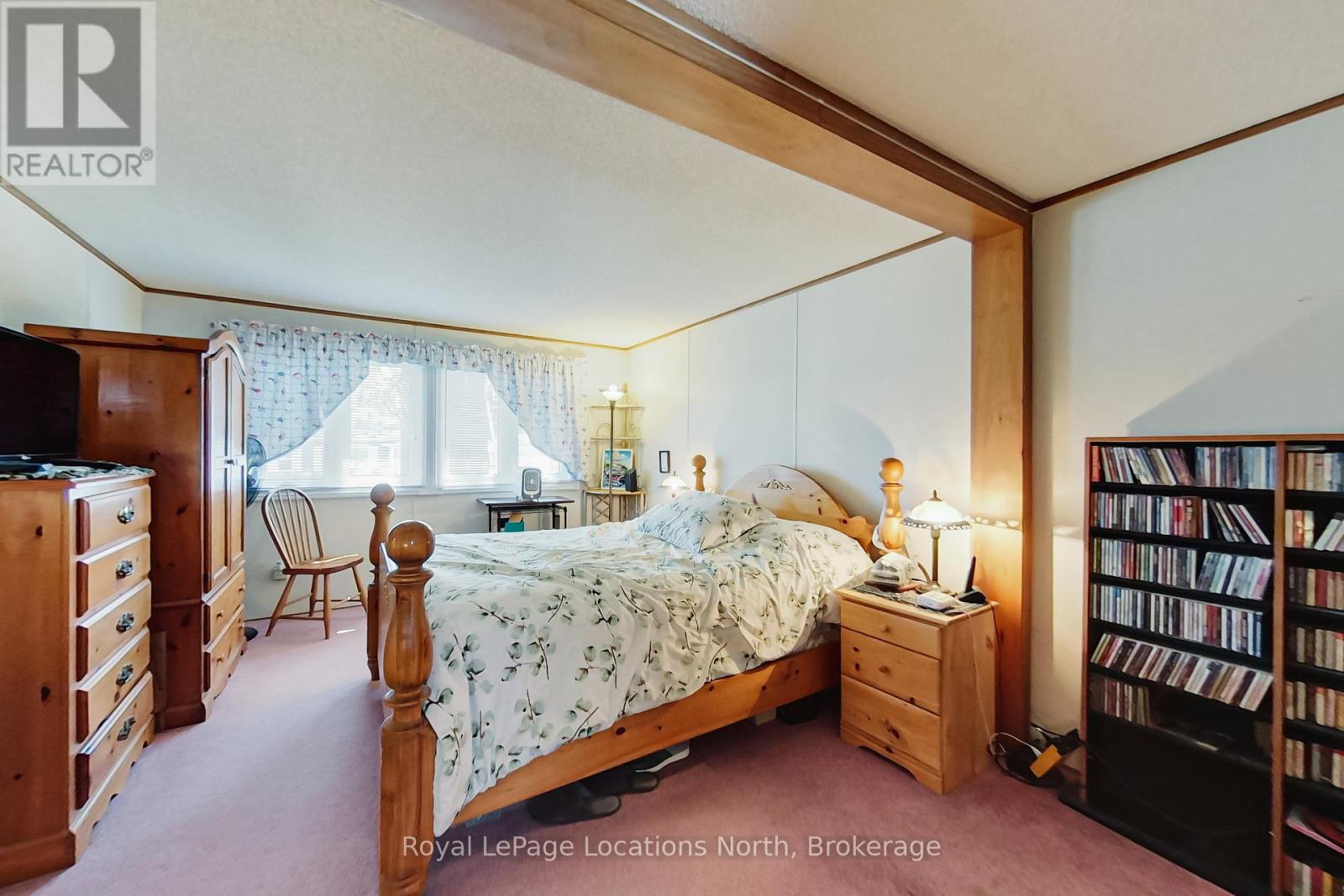 5 Murray Drive, Wasaga Beach, Ontario  L9Z 1K3 - Photo 14 - S13057566