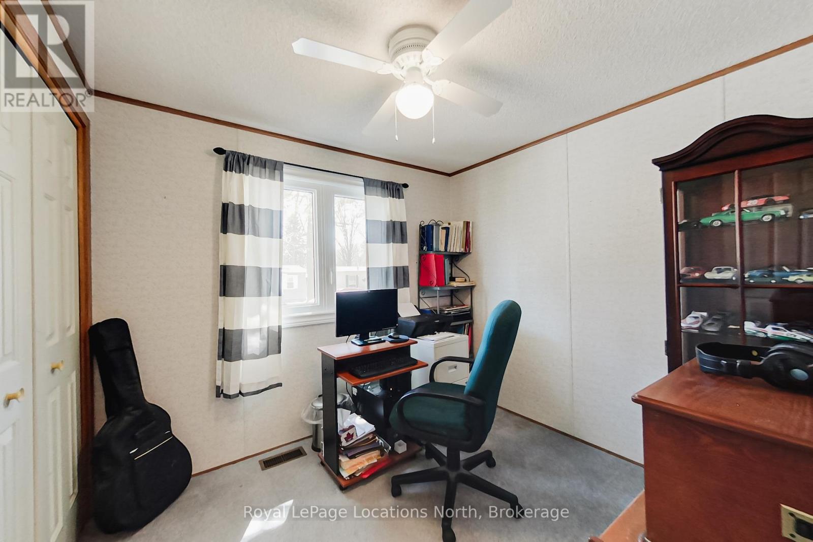 5 Murray Drive, Wasaga Beach, Ontario  L9Z 1K3 - Photo 18 - S13057566