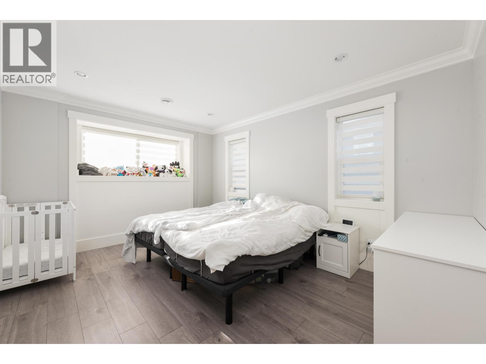 1135 Yorston Court, Burnaby, British Columbia  V5A 2T8 - Photo 19 - R3117229