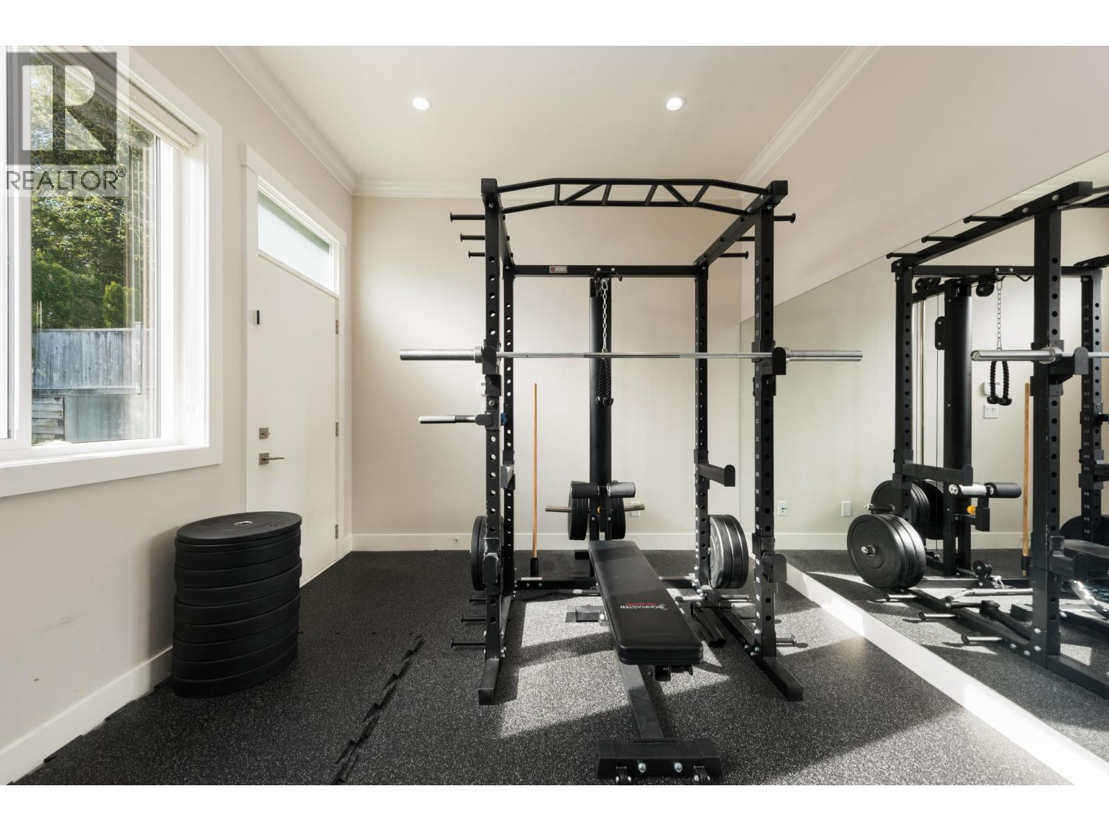 1135 Yorston Court, Burnaby, British Columbia  V5A 2T8 - Photo 24 - R3117229