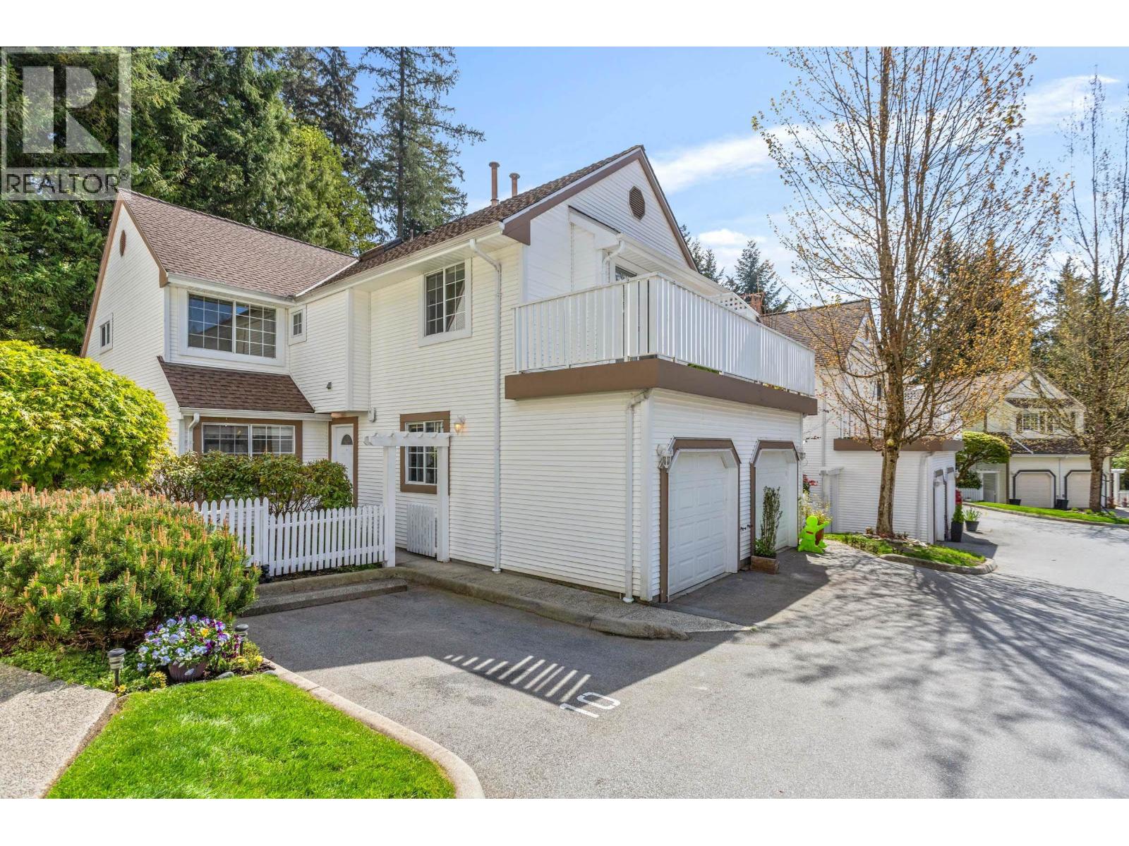 10 3939 INDIAN RIVER DRIVE, North Vancouver, British Columbia