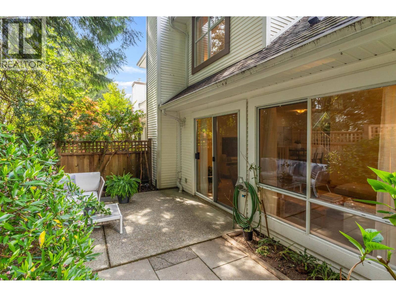 10 3939 Indian River Drive, North Vancouver, British Columbia  V7G 2P5 - Photo 27 - R3117230