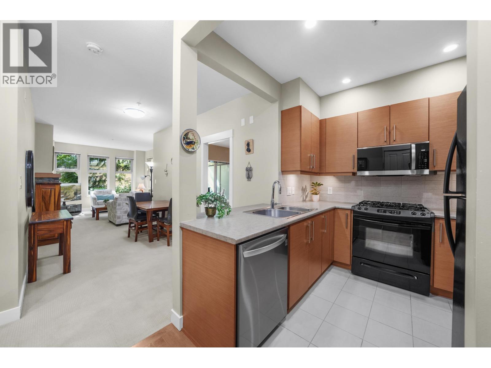 208 188 W 29 Street, North Vancouver, British Columbia  V7N 0A2 - Photo 6 - R3117235