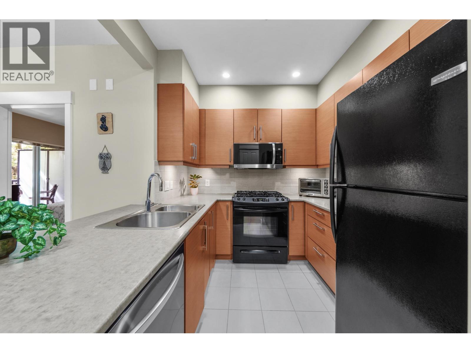 208 188 W 29 Street, North Vancouver, British Columbia  V7N 0A2 - Photo 7 - R3117235