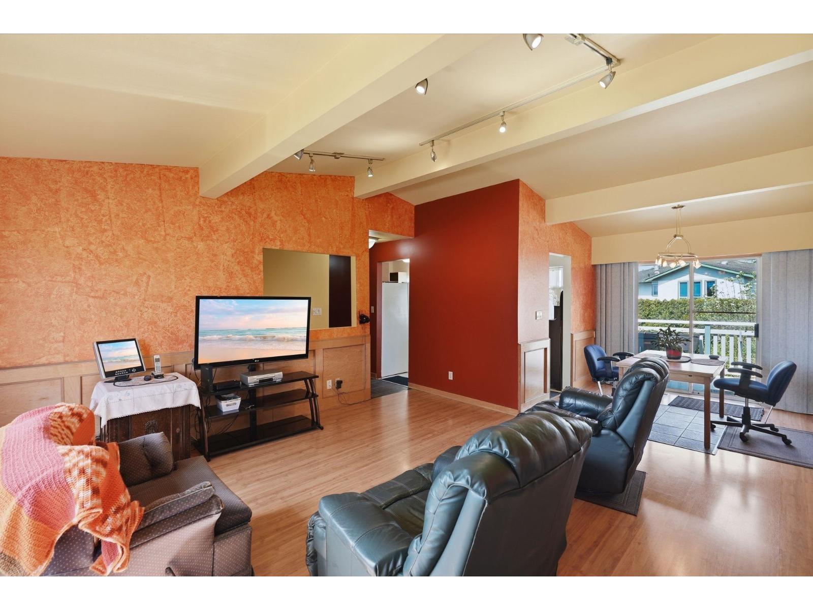 17569 60 Avenue, Surrey, British Columbia  V3S 1T9 - Photo 4 - R3116265