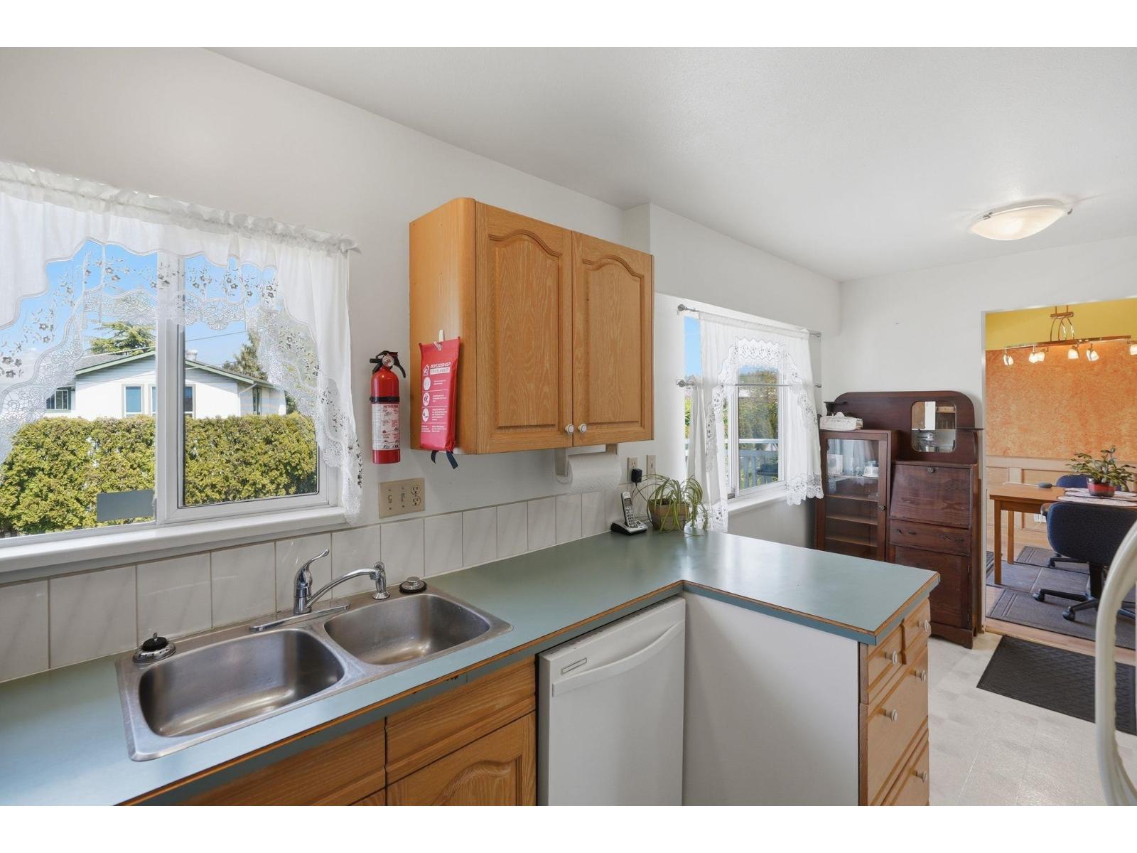 17569 60 Avenue, Surrey, British Columbia  V3S 1T9 - Photo 14 - R3116265