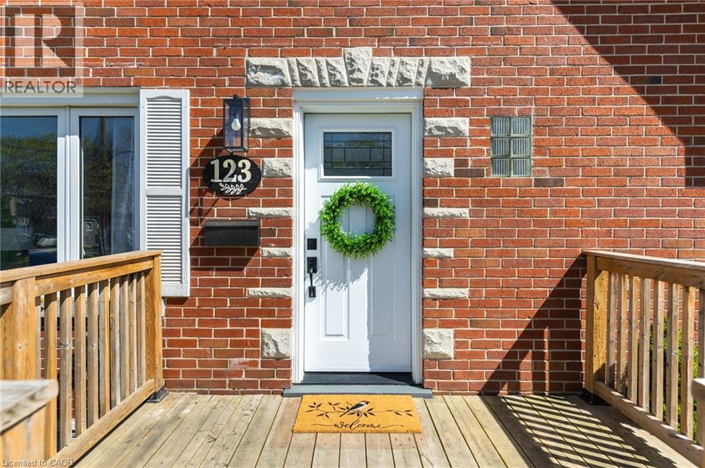 123 Fifth Avenue, Kitchener, Ontario  N2C 1P5 - Photo 5 - 40824682