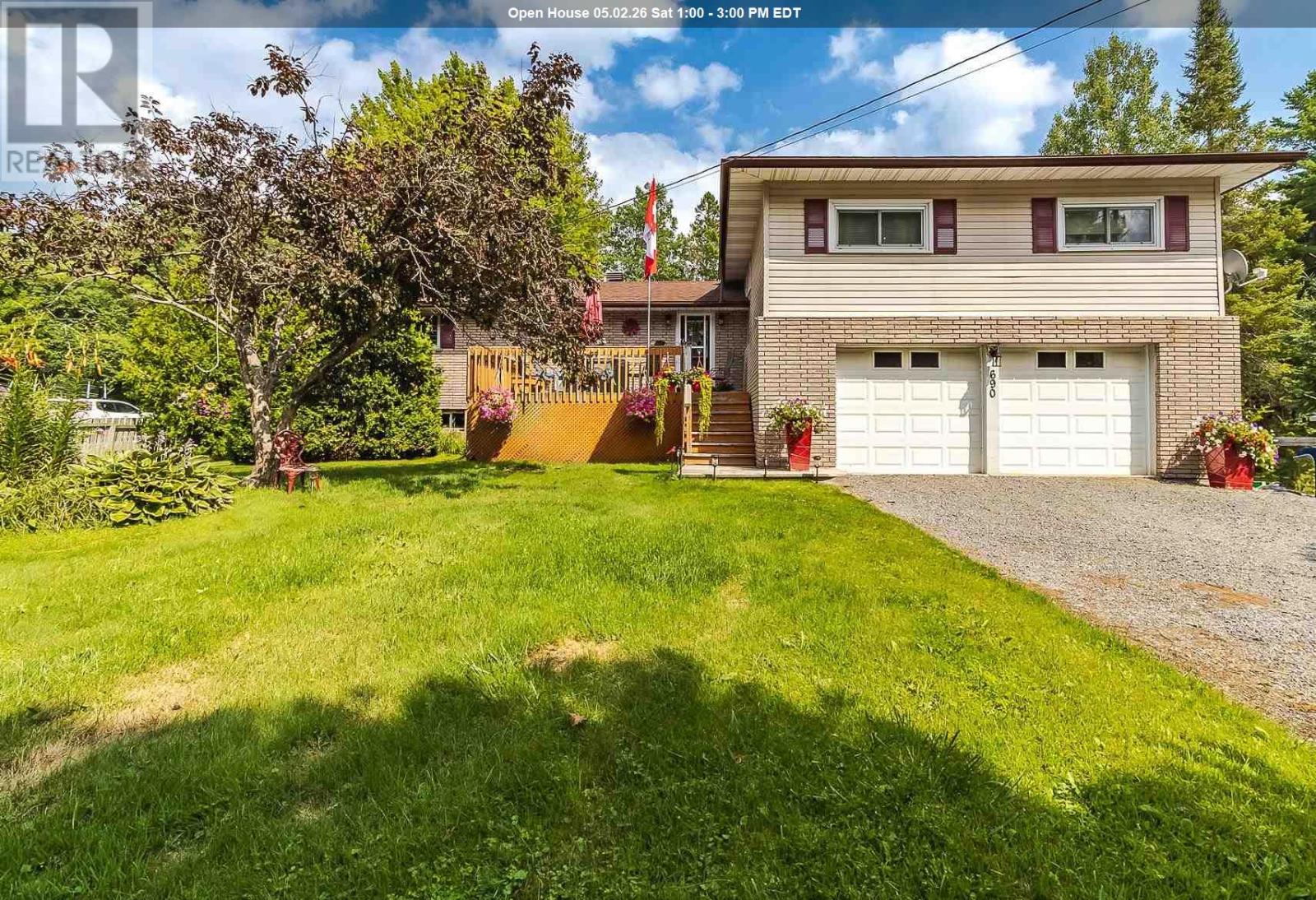 690 Walls Side Rd, Sault Ste. Marie, Ontario  P6A 6K4 - Photo 1 - SM260680