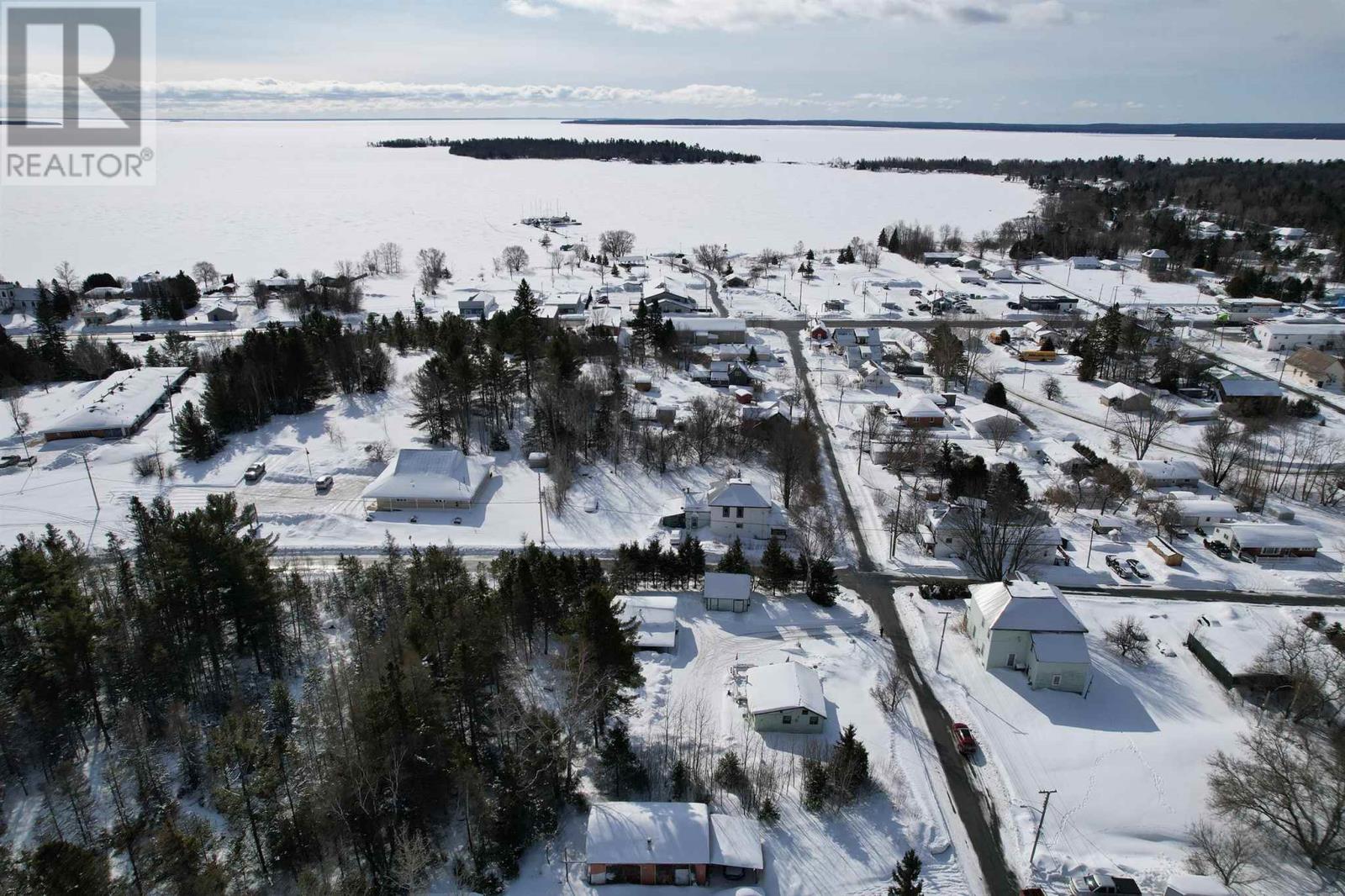 16 Cunningham St, Bruce Mines, Ontario  P0R 1C0 - Photo 6 - SM260372