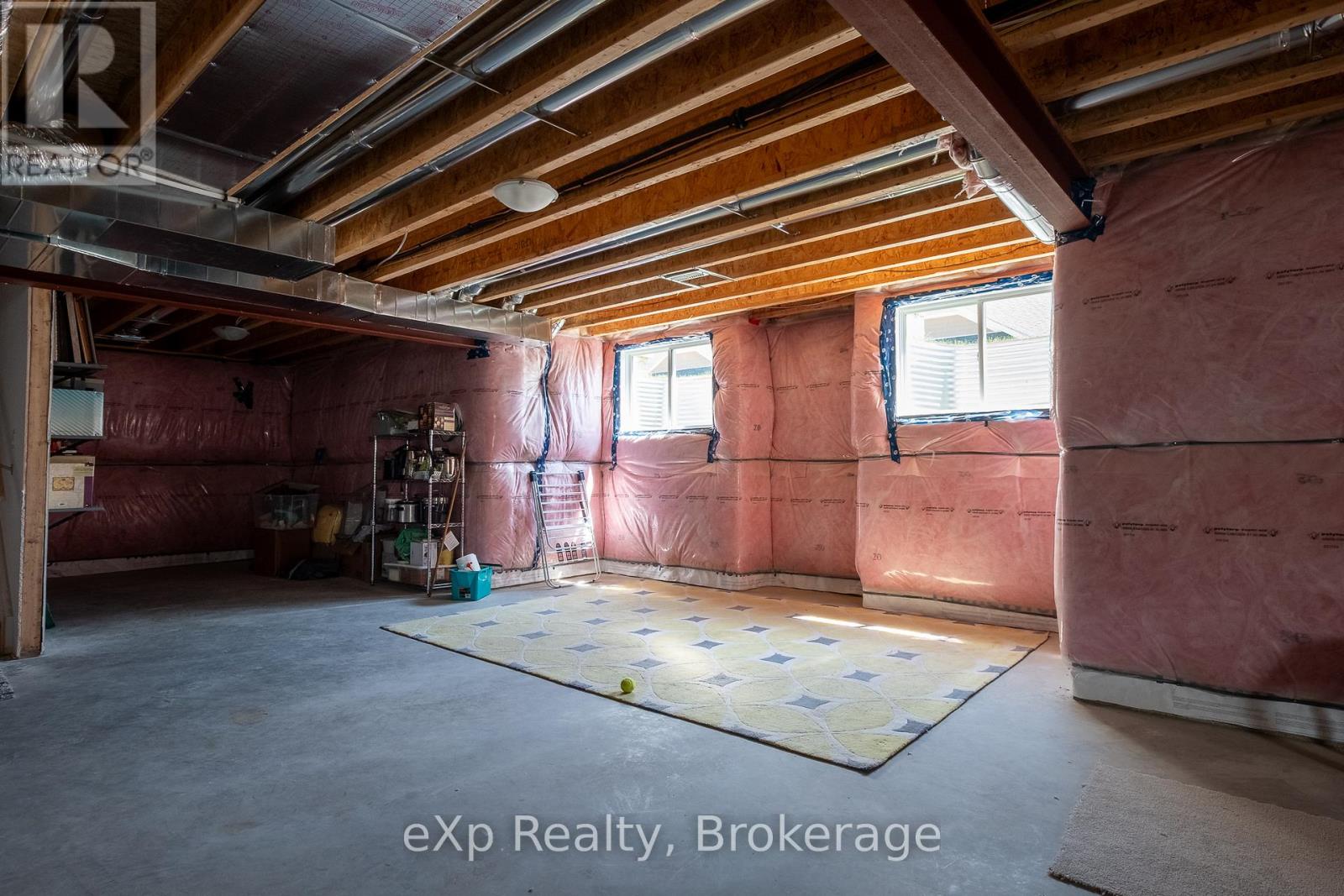 300 Sandpiper Lane, Georgian Bluffs, Ontario  N0H 1S0 - Photo 27 - X12996260