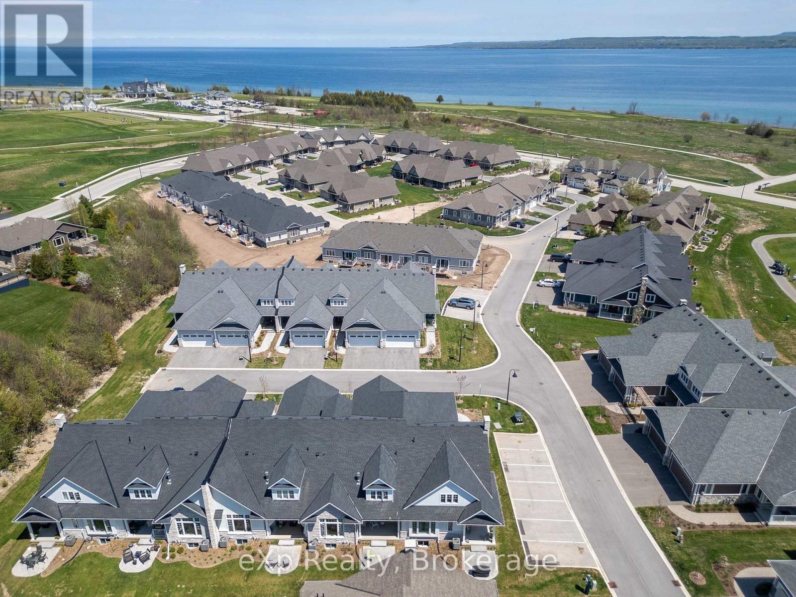 300 Sandpiper Lane, Georgian Bluffs, Ontario  N0H 1S0 - Photo 37 - X12996260