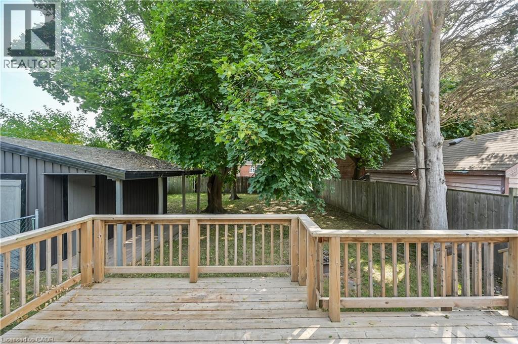 149 Elgin Street, Brantford, Ontario  N3A 5A4 - Photo 5 - 40822732