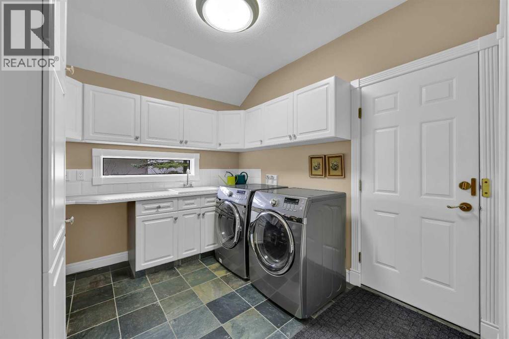 216 Evergreen Heath Sw, Calgary, Alberta  T2Y 3B6 - Photo 17 - A2301215