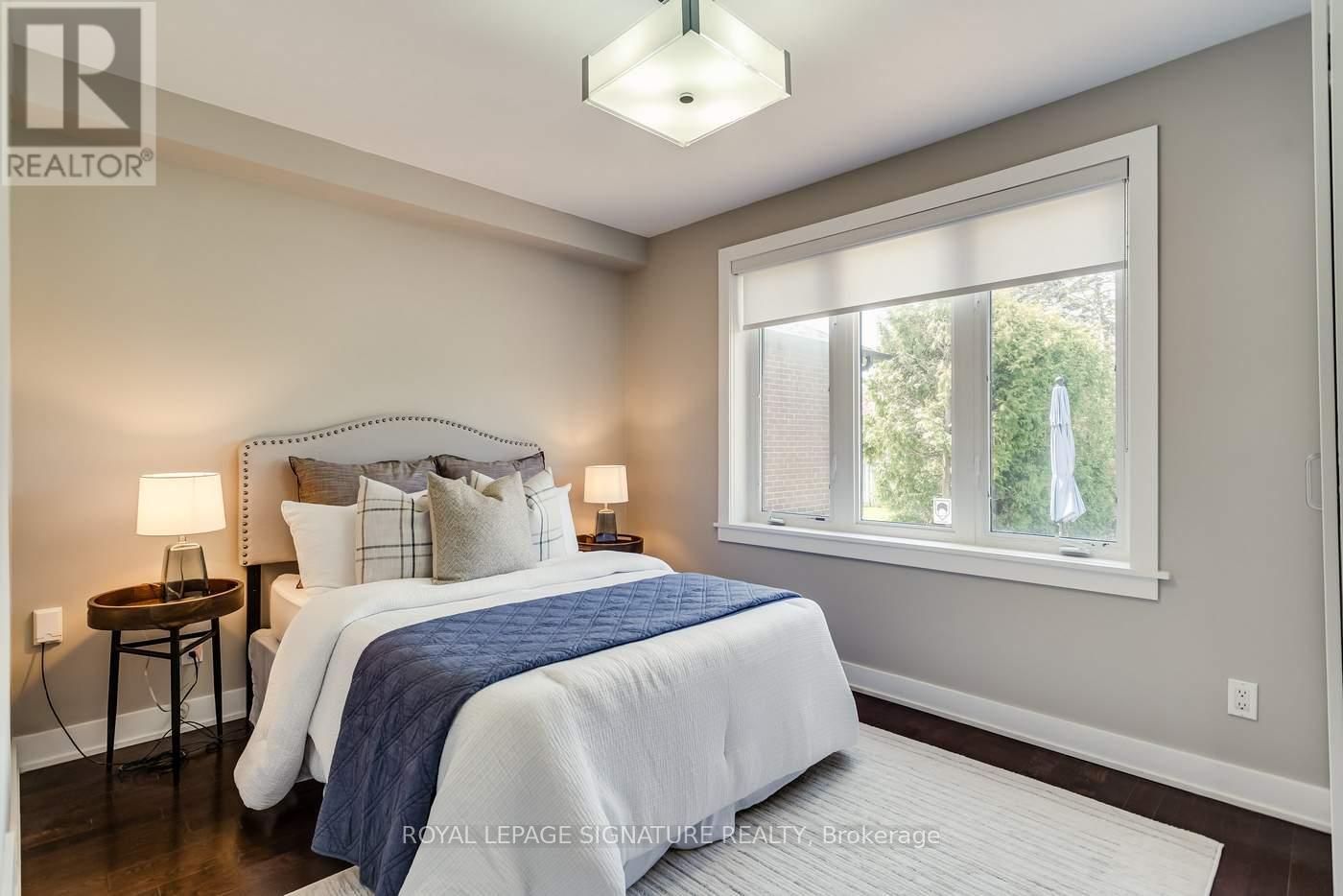 24 Wigan Crescent, Toronto, Ontario  M3H 3A4 - Photo 19 - C13057554