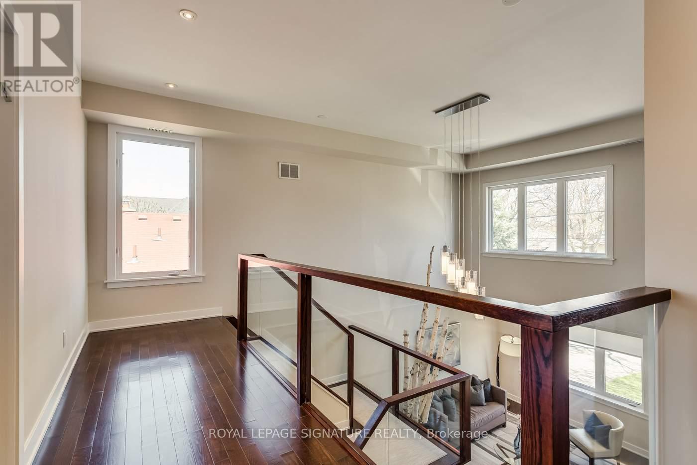 24 Wigan Crescent, Toronto, Ontario  M3H 3A4 - Photo 21 - C13057554