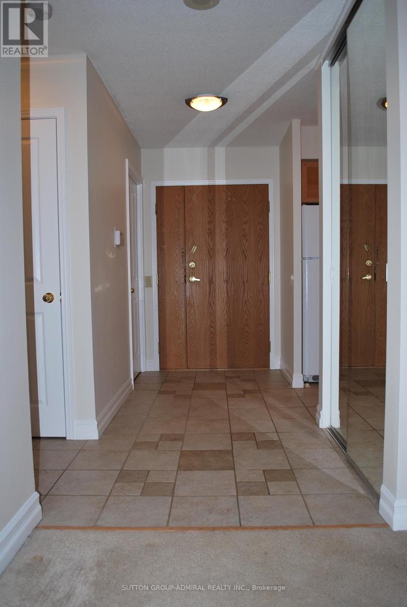 2309 - 100 Upper Madison Avenue, Toronto, Ontario  M2N 6M4 - Photo 3 - C13057616