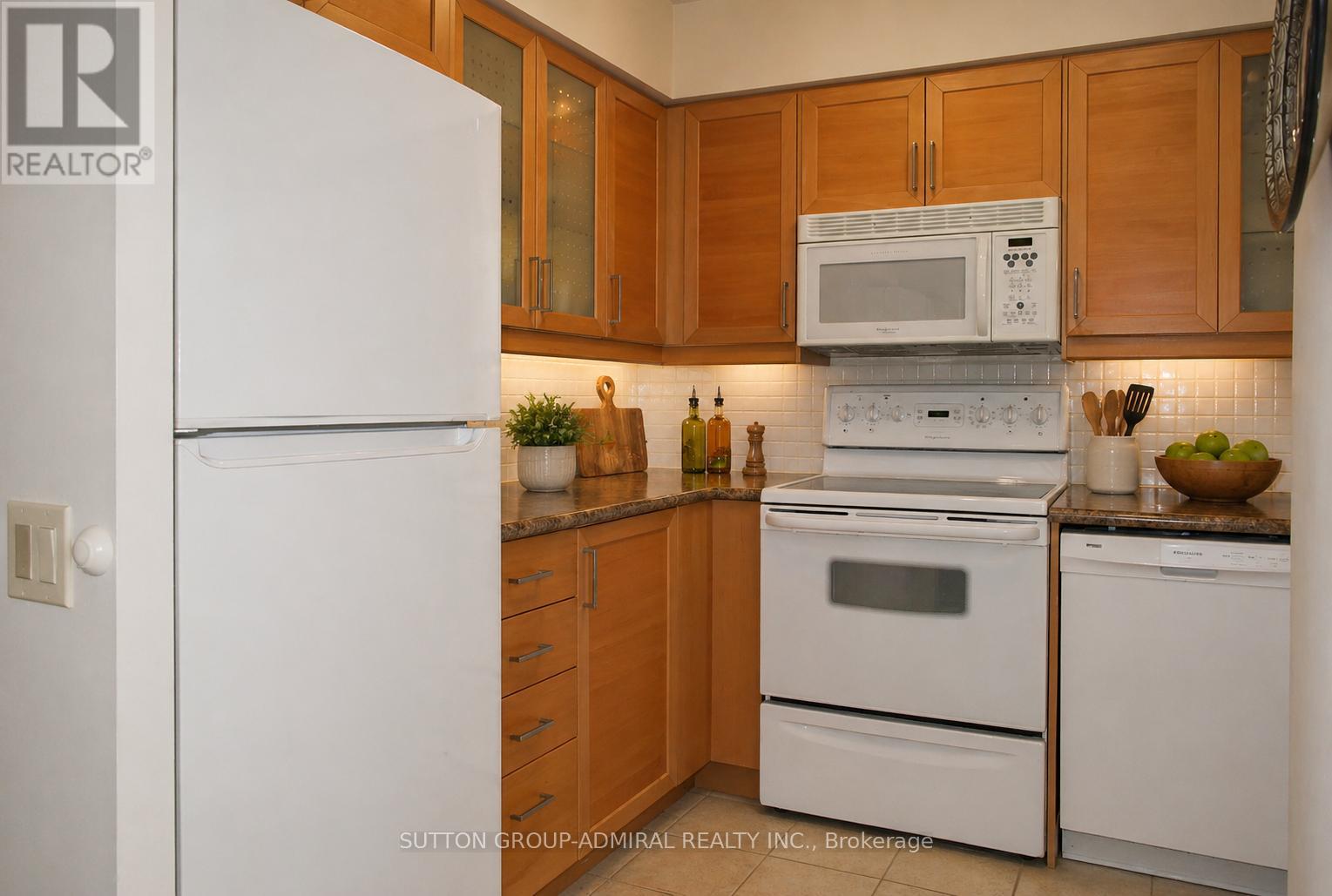 2309 - 100 Upper Madison Avenue, Toronto, Ontario  M2N 6M4 - Photo 4 - C13057616