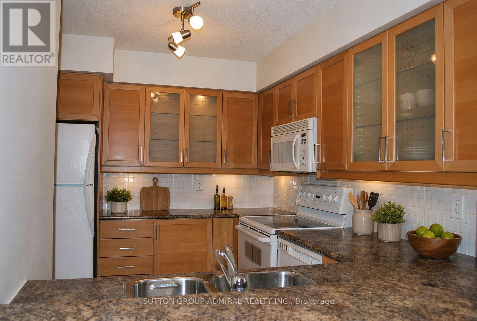 2309 - 100 Upper Madison Avenue, Toronto, Ontario  M2N 6M4 - Photo 5 - C13057616