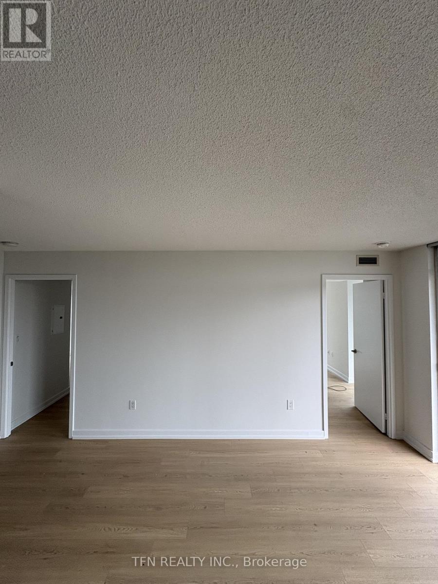 605 - 10 Capreol Court, Toronto, Ontario  M5V 4B3 - Photo 11 - C13057644