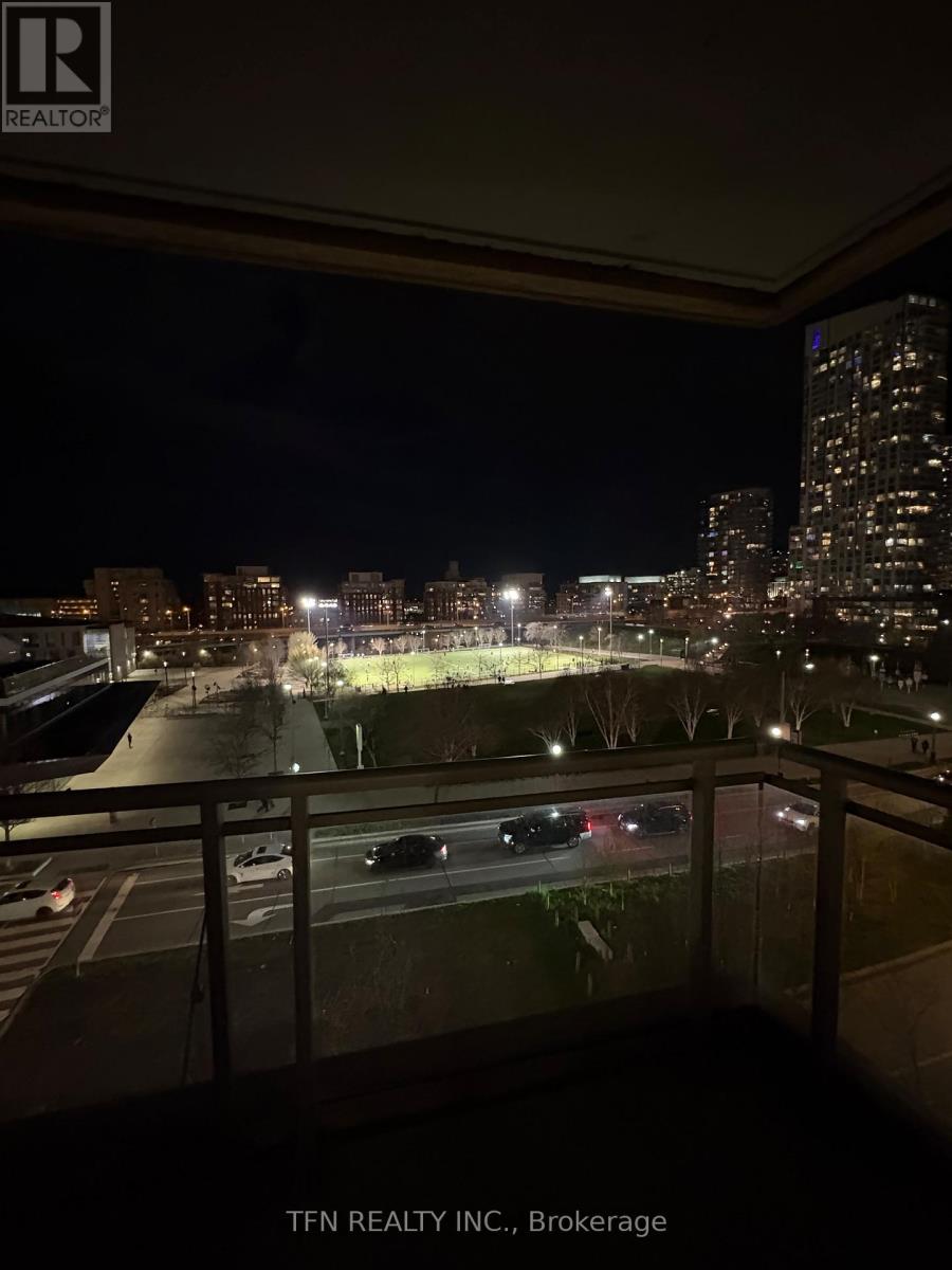 605 - 10 Capreol Court, Toronto, Ontario  M5V 4B3 - Photo 20 - C13057644