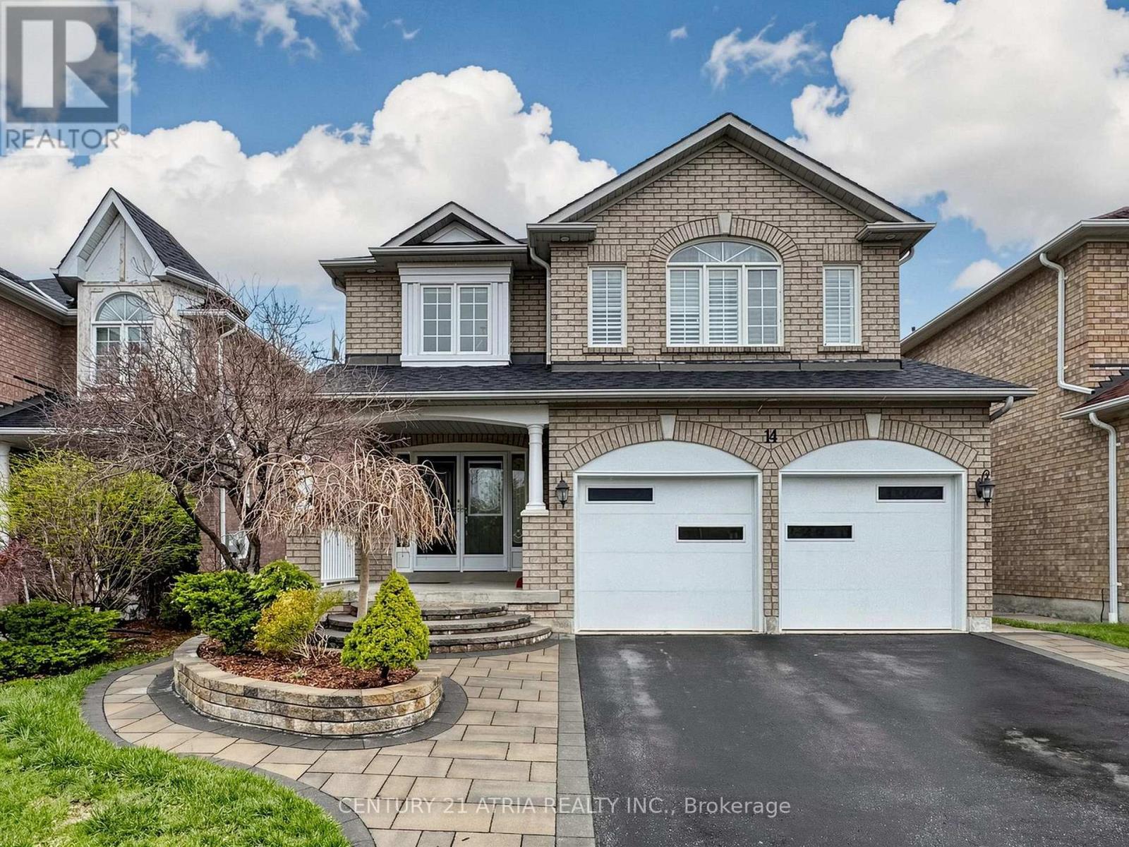 14 ROBERT ATTERSLEY DRIVE W, Whitby, Ontario