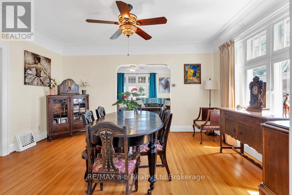 347 Broadway Street, Tillsonburg, Ontario  N4G 3S4 - Photo 11 - X13057646