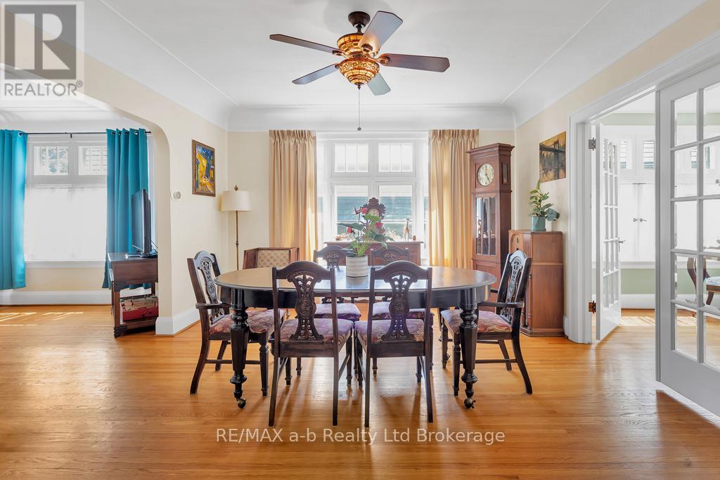 347 Broadway Street, Tillsonburg, Ontario  N4G 3S4 - Photo 12 - X13057646