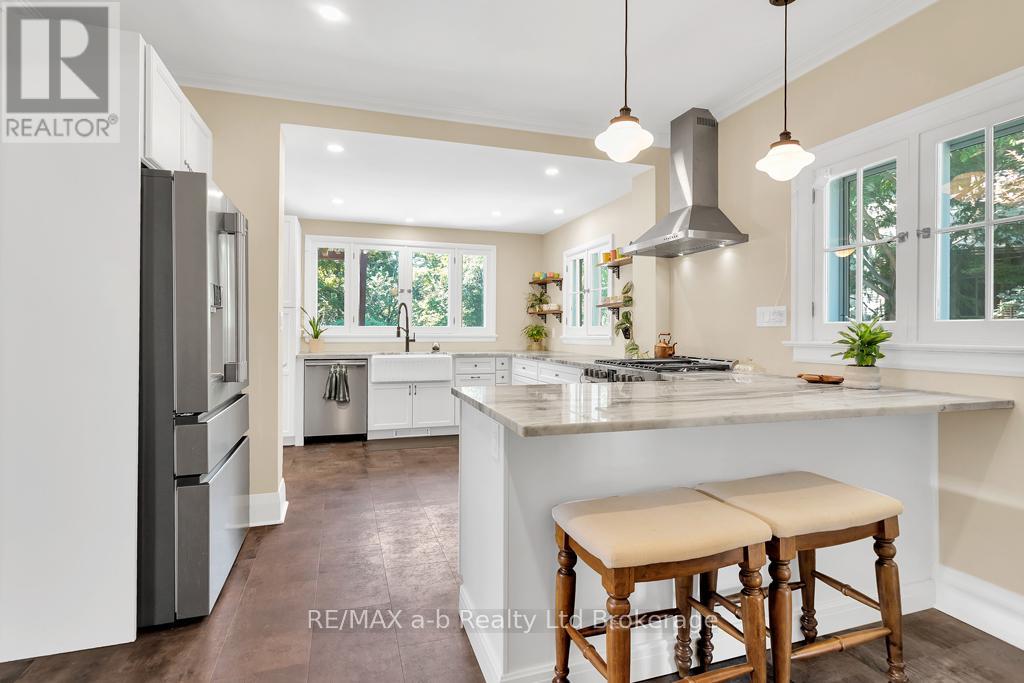 347 Broadway Street, Tillsonburg, Ontario  N4G 3S4 - Photo 8 - X13057646