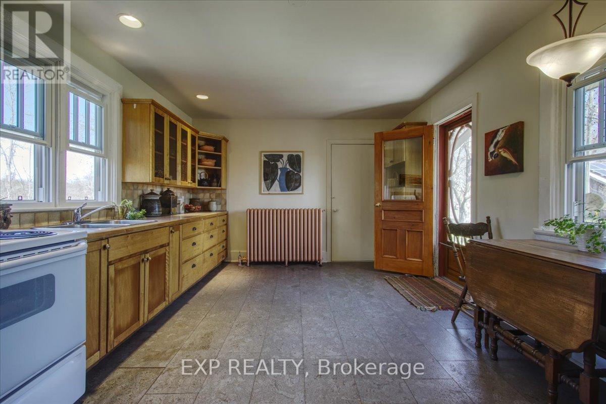 3749 Wallace Point Road, Otonabee-South Monaghan, Ontario  K9J 6Y3 - Photo 16 - X13056164