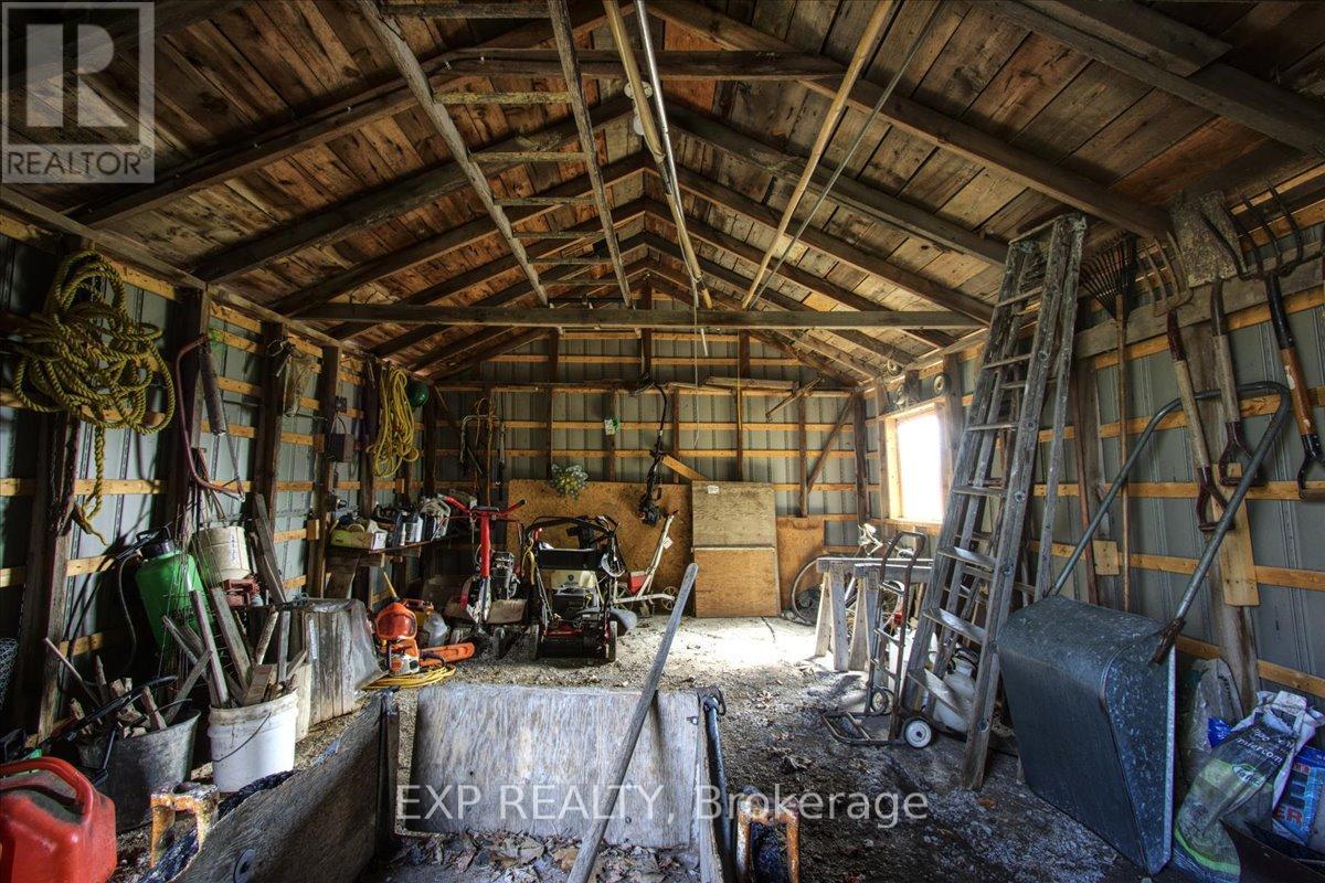 3749 Wallace Point Road, Otonabee-South Monaghan, Ontario  K9J 6Y3 - Photo 33 - X13056164