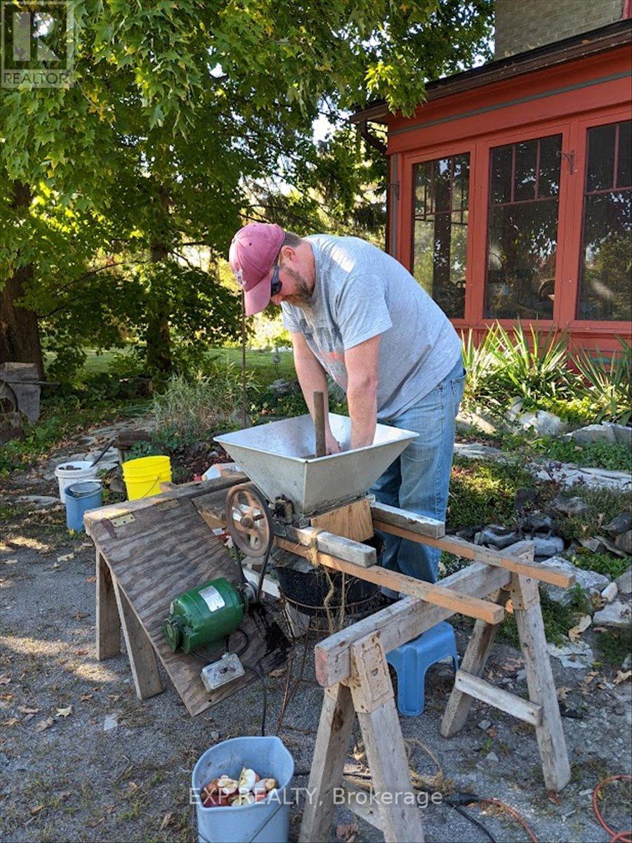 3749 Wallace Point Road, Otonabee-South Monaghan, Ontario  K9J 6Y3 - Photo 42 - X13056164