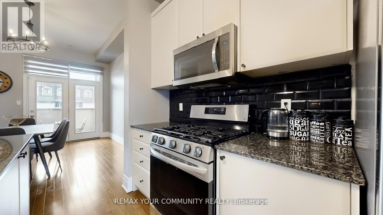 251 Thomas Cook Avenue, Vaughan (Patterson), Ontario  L6A 5A1 - Photo 6 - N13057560