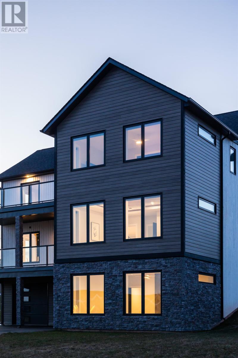 26 Strawberry Lane, Stratford, Prince Edward Island  C1B 1A3 - Photo 2 - 202608955