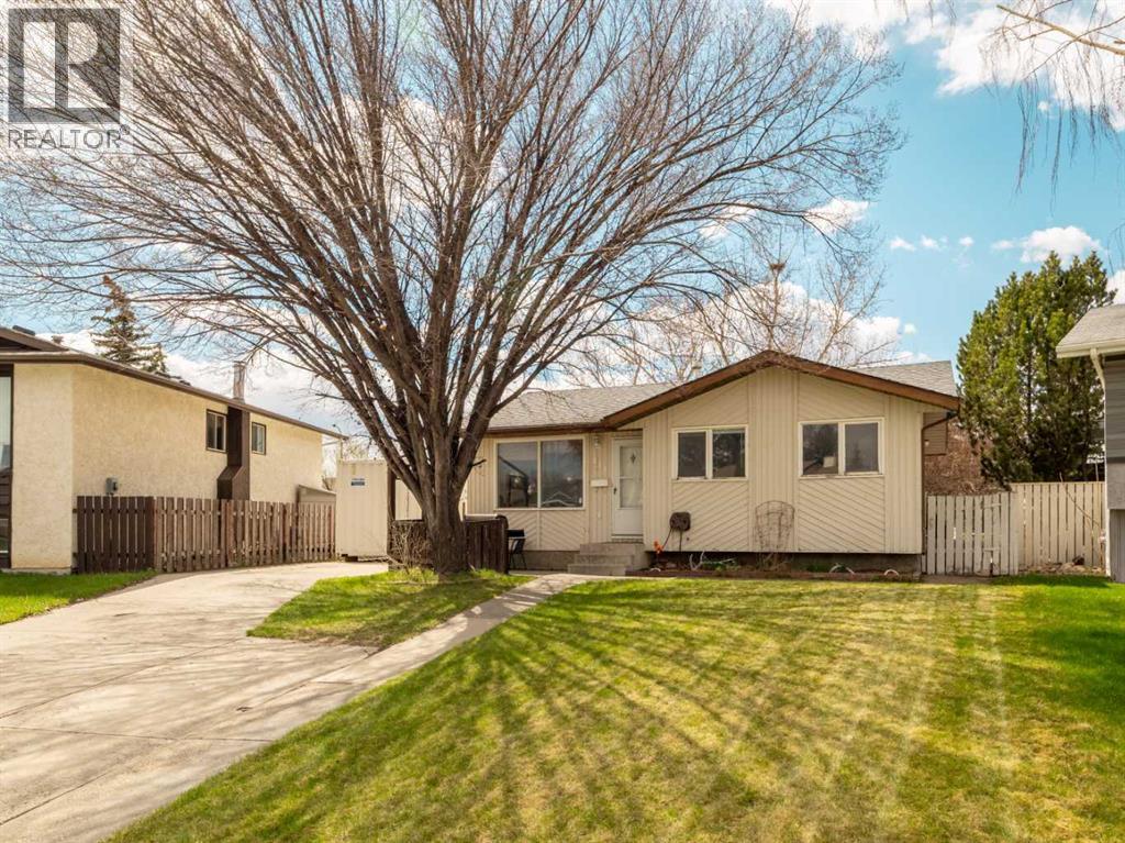 121 Princeton Crescent W, Lethbridge, Alberta  T1K 4S5 - Photo 1 - A2306198