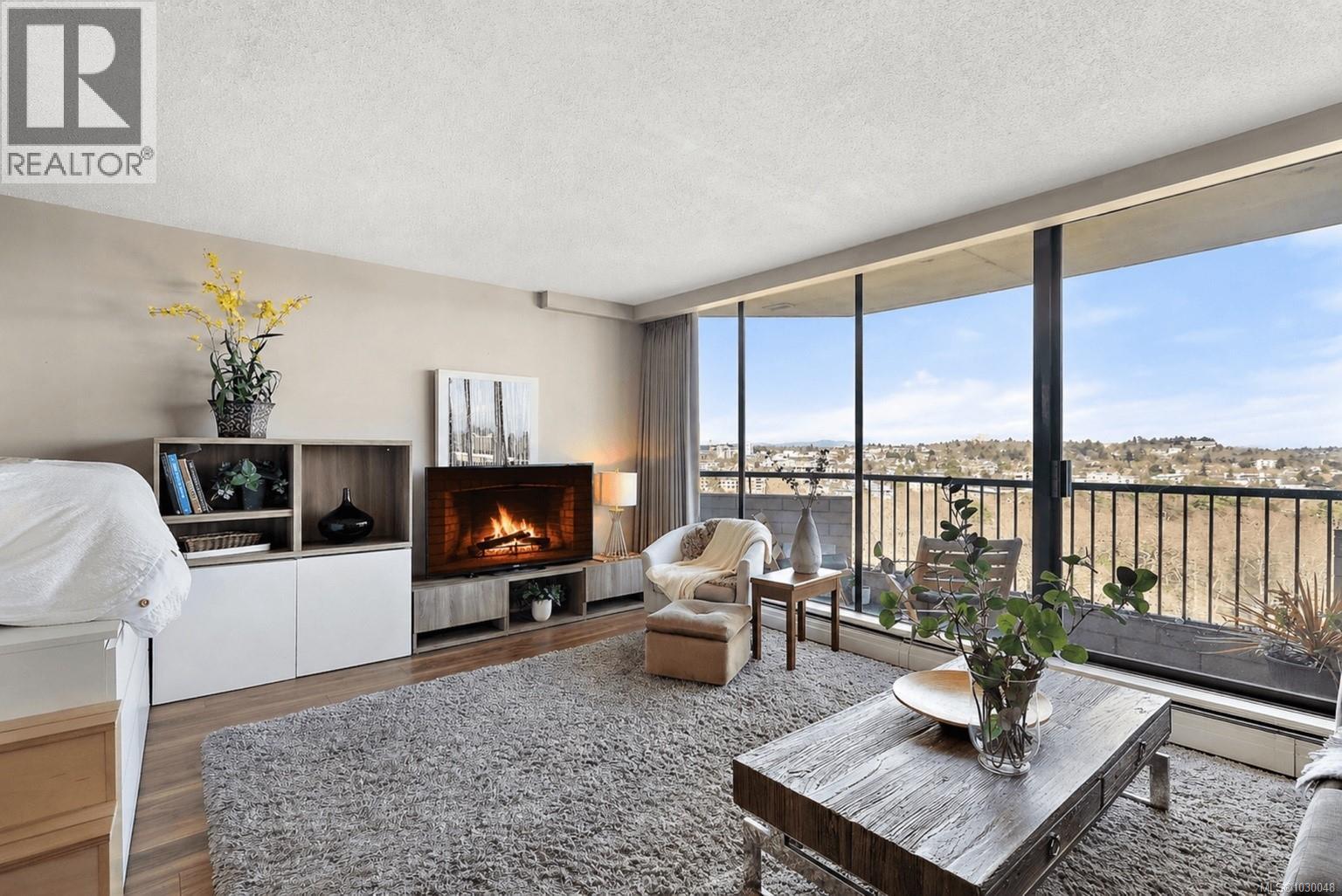 1708 620 Toronto St, Victoria, British Columbia  V8V 1P7 - Photo 2 - 1030048