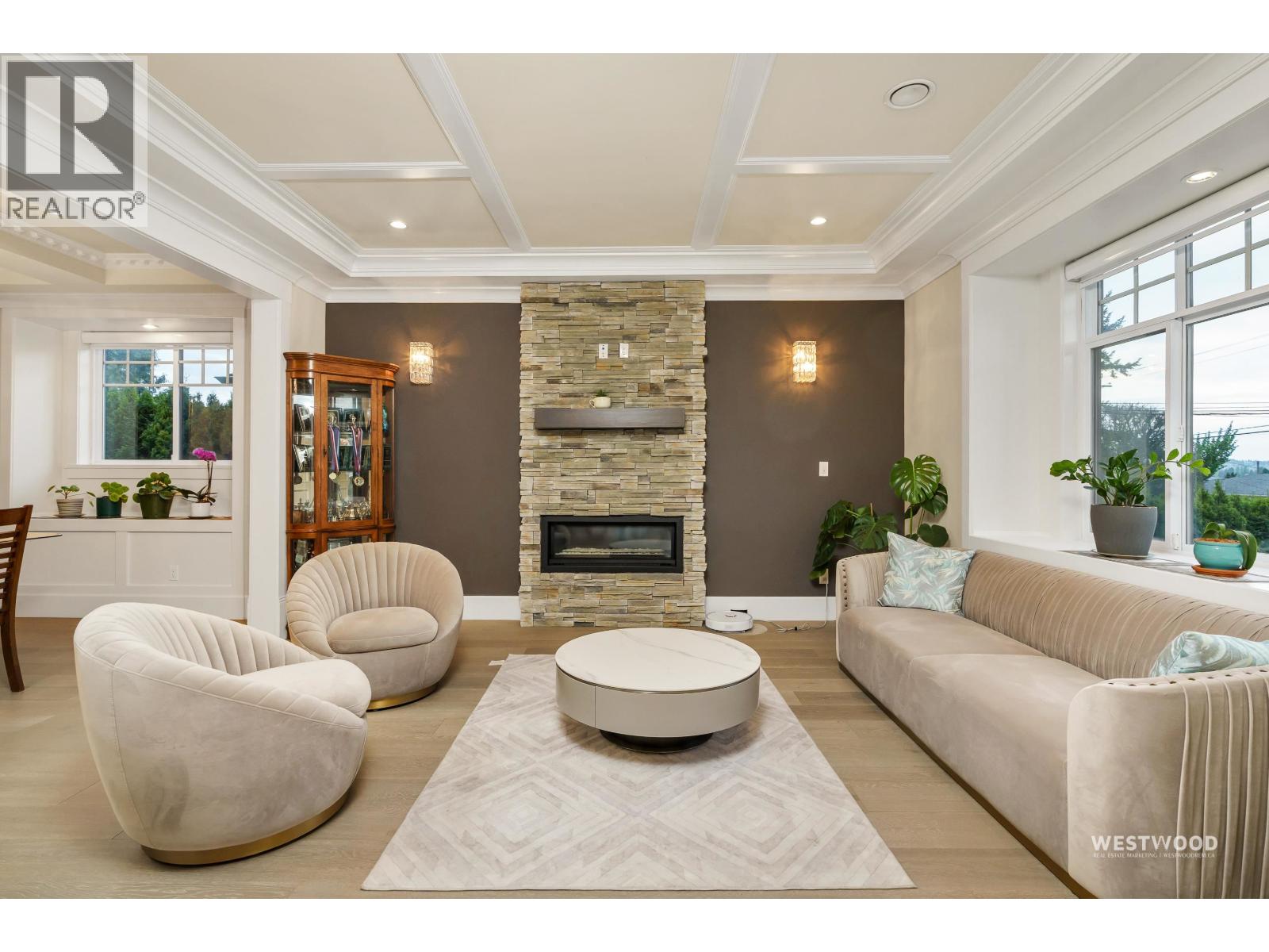 1870 Sperling Avenue, Burnaby, British Columbia  V5B 4K5 - Photo 8 - R3117013