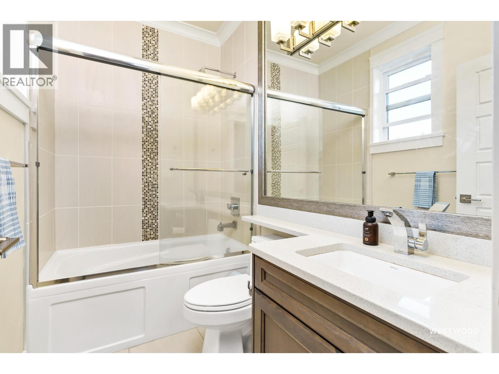 1870 Sperling Avenue, Burnaby, British Columbia  V5B 4K5 - Photo 30 - R3117013