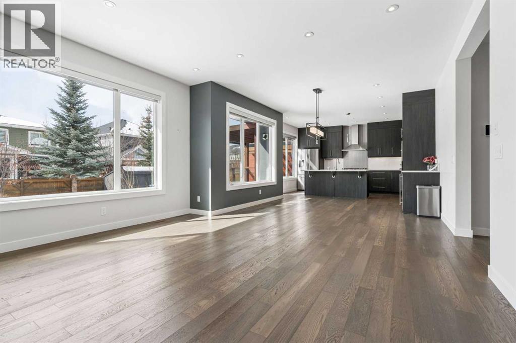 120 Aspen Dale Way Sw, Calgary, Alberta  T3H 0S1 - Photo 9 - A2296387