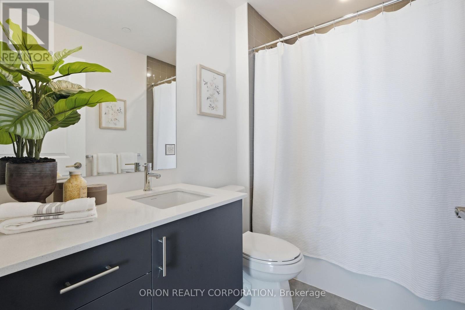 1704 - 3240 William Coltson Avenue, Oakville, Ontario  L6H 8C8 - Photo 27 - W13057668